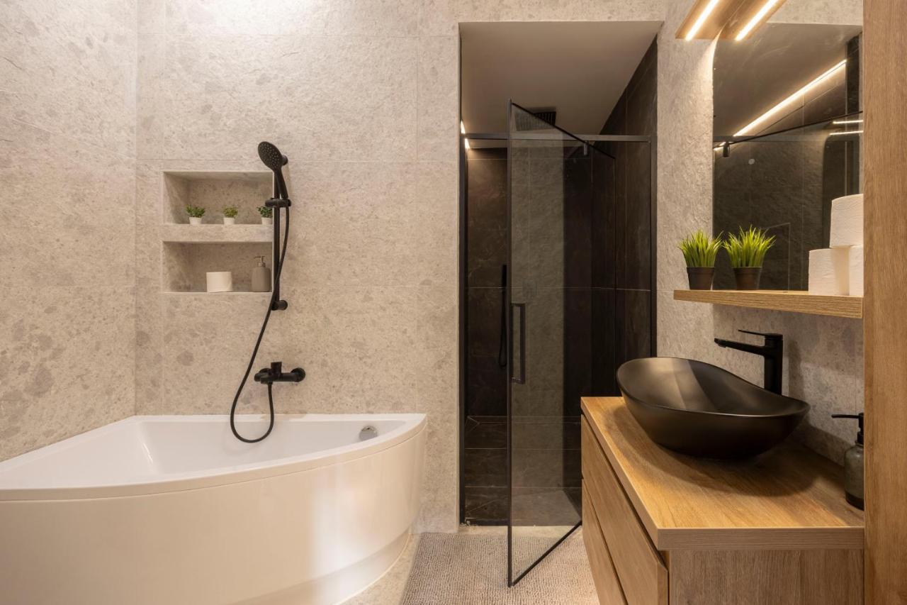 Luxurious & Spacious Central Residence With Balcony Βουδαπέστη Εξωτερικό φωτογραφία