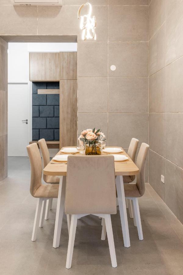 Luxurious & Spacious Central Residence With Balcony Βουδαπέστη Εξωτερικό φωτογραφία